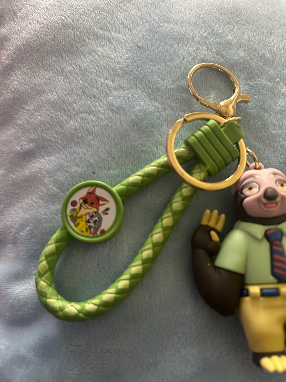 Flash the Sloth Keychain - Picture 2 of 2